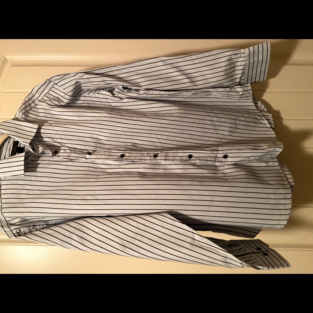 Men’s Express button down - Picture 4 of 4